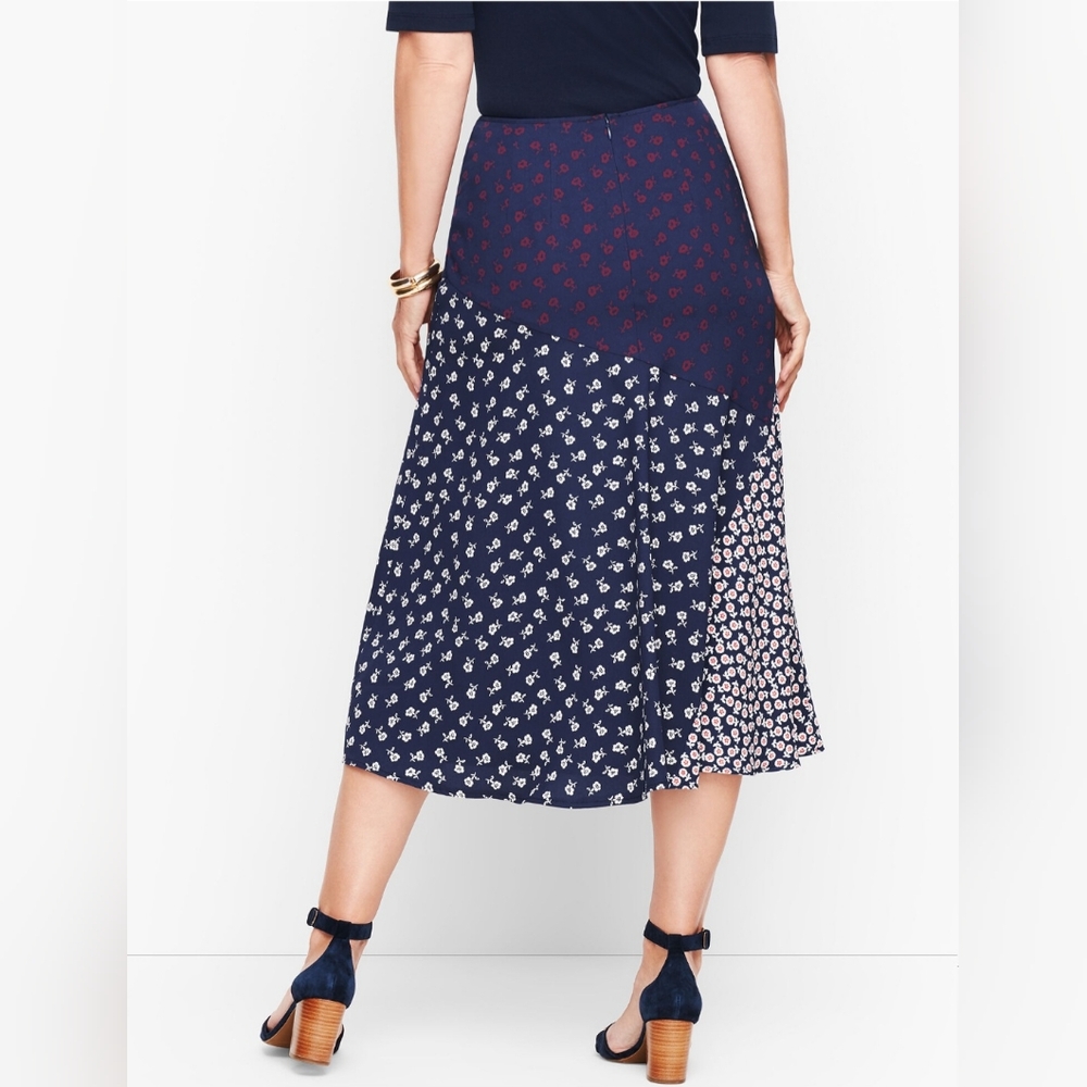 Talbots Women's Pieced Floral Midi Skirt, Blue, Red, White, Lined, Size 8P - Picture 2 of 8